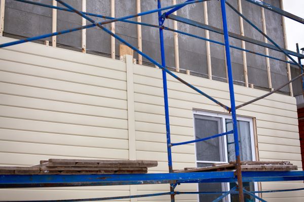 Loose Cladding Repair in Bellevue